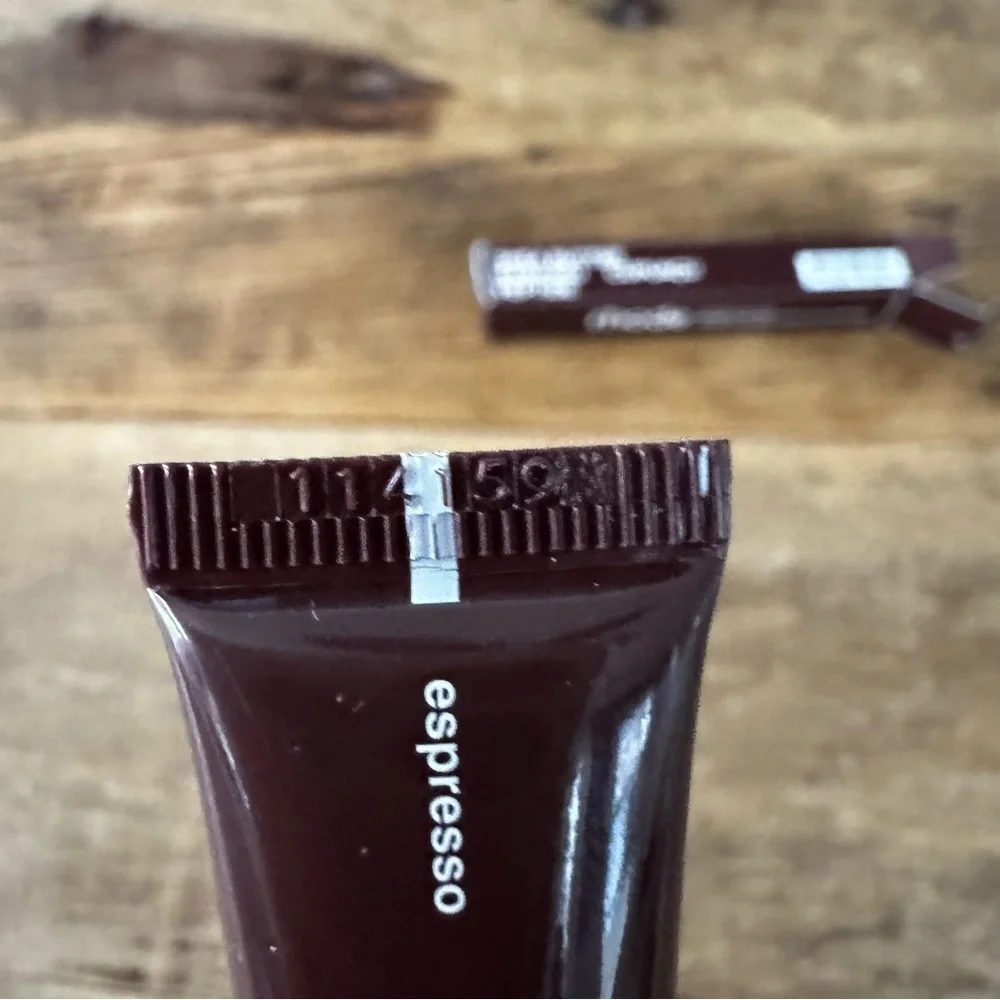 NEW IN BOX Rhode Peptide Lip Tint ~ Espresso ~ 💯 % Authetic!